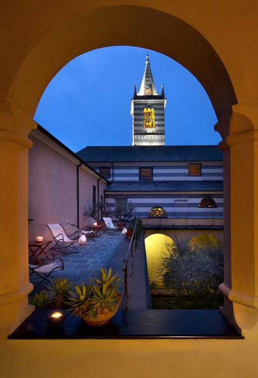 Готель Abbadia San Giorgio Монелья Екстер'єр фото